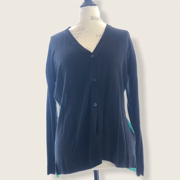 H&M Sweaters - H&M 🐰 Color Block Button Up Cardigan Sweater